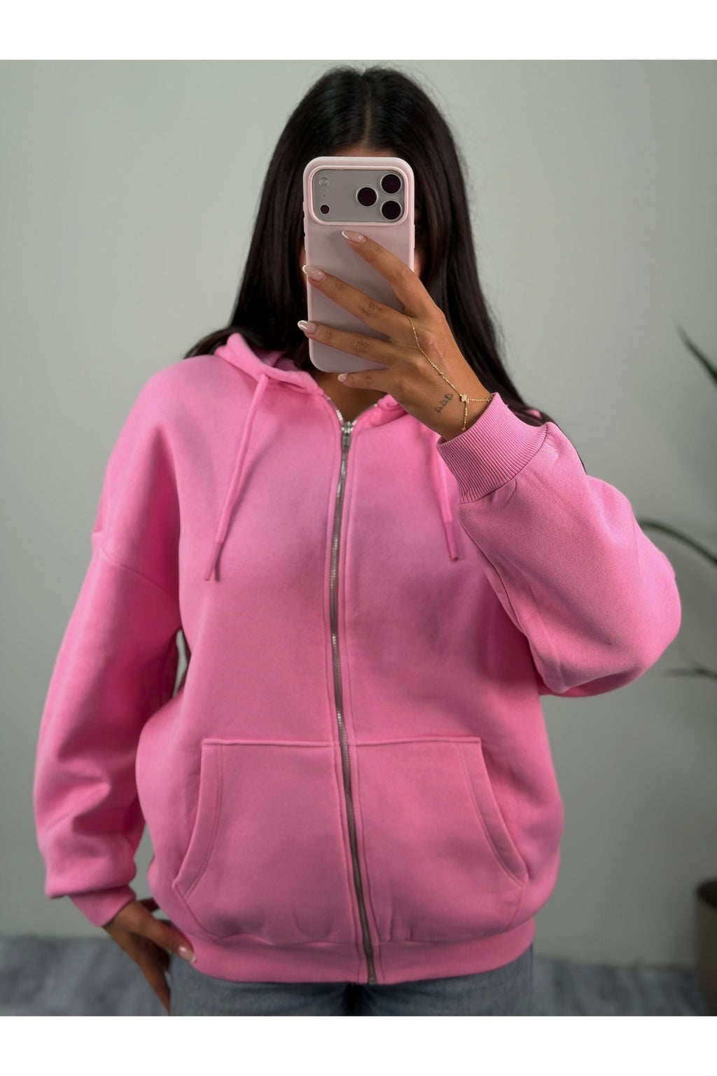 21618 Pembe 4
